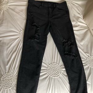 10 long black AE jeans